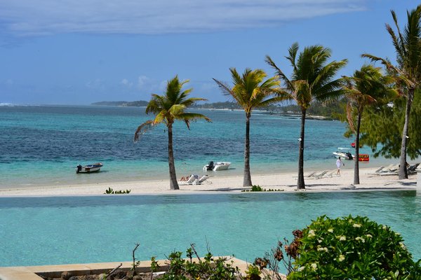 How Can Tourists Best Engage with Local Culture in the UK?